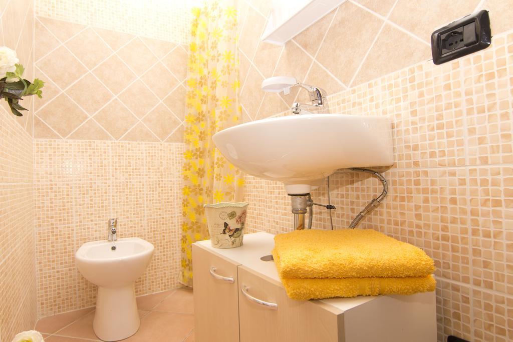Ca' Rinaldi F Hotel Aulla Szoba fotó