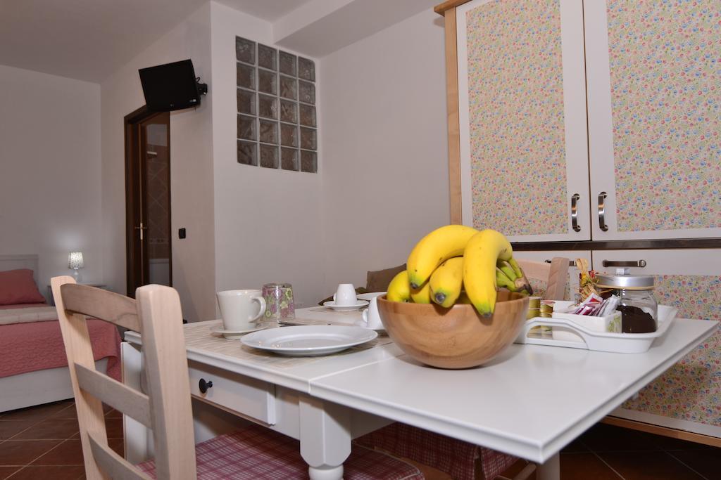 Ca' Rinaldi F Hotel Aulla Szoba fotó